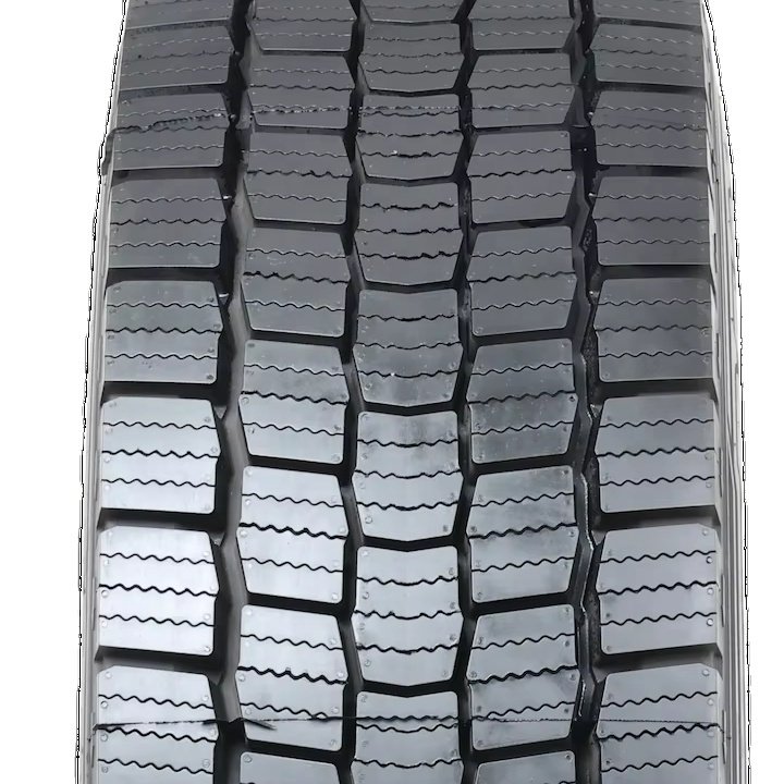 HUBTRAC Europe-Made 295/60R22.5 ECE R117 Certified High Performance Radial Truck Tires 385/55 Tubeless Model Trucks Made Serbia